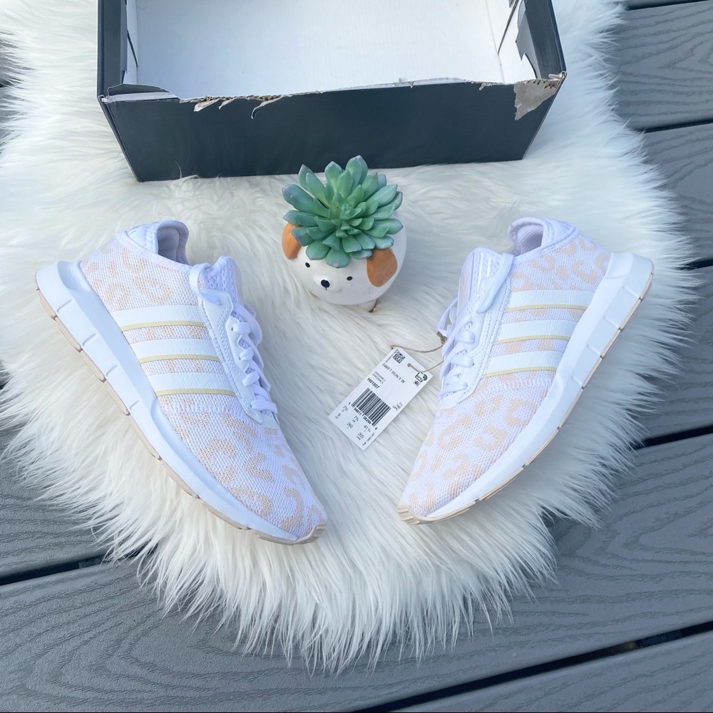 Adidas Swift Run Cheetah Sneakers